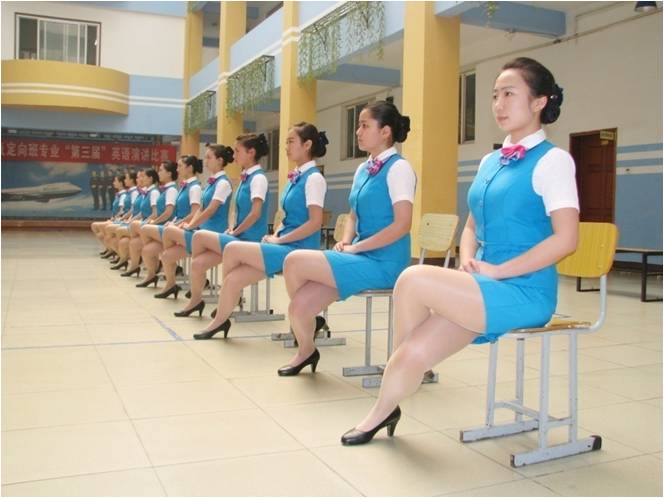 空中乘务班.jpg