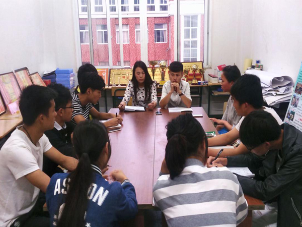 信息系学生会召开有关院级规划项目选题指南会议